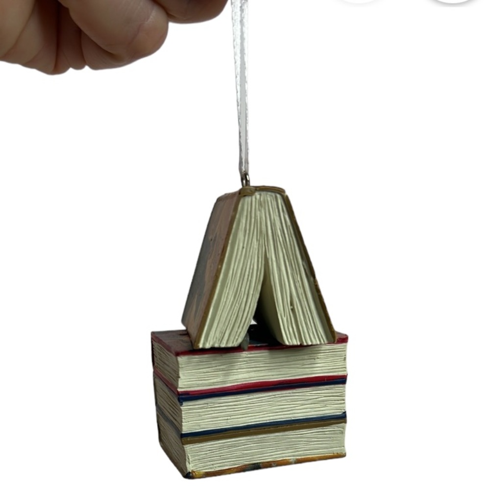 Hallmark Ornament Harry Potter Stacked BOOKS AND WAND Christmas Ornament - Picture 10 of 12